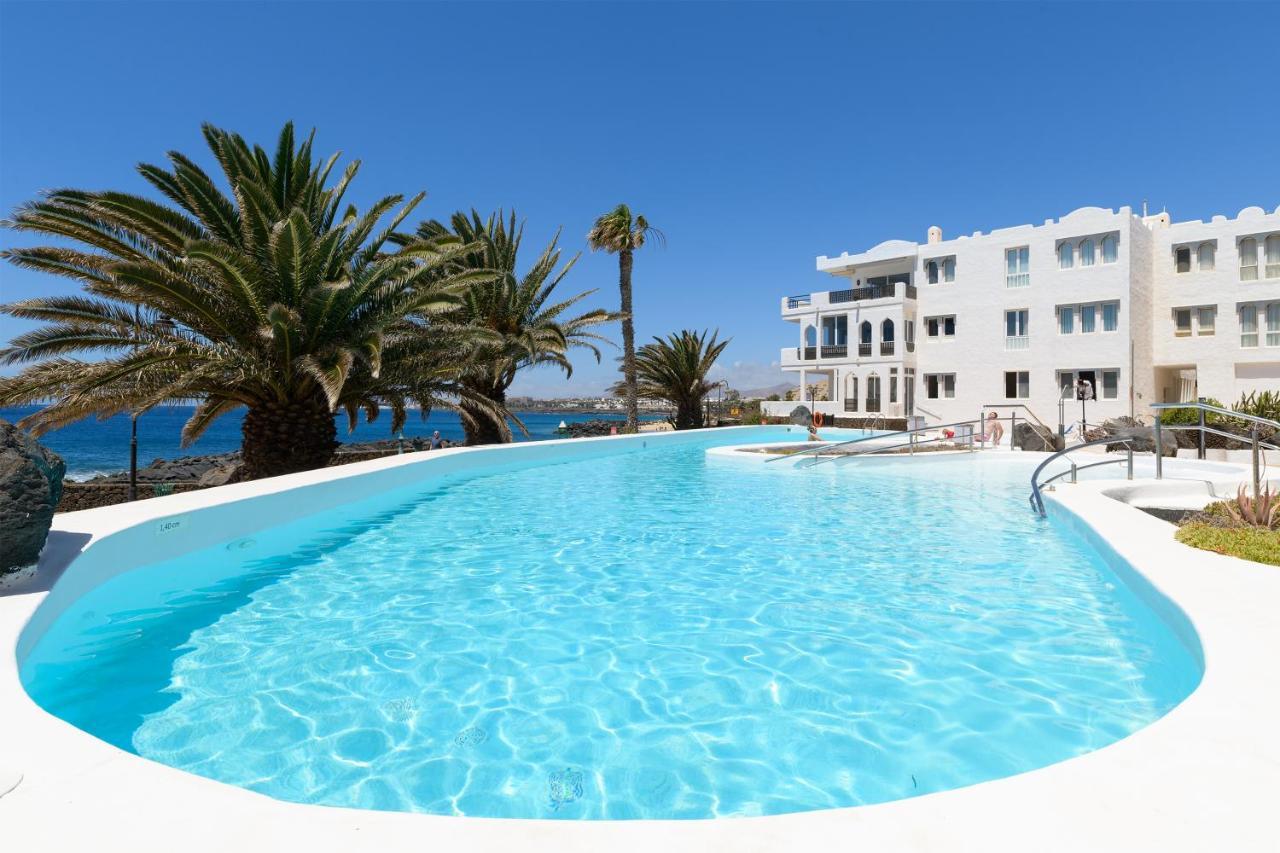 Sol Eterno - Luxury Aparmtent With Direct Oceanview And Extra Services Costa Teguise Exteriör bild